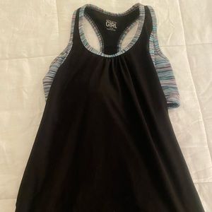 Girls Athleta top